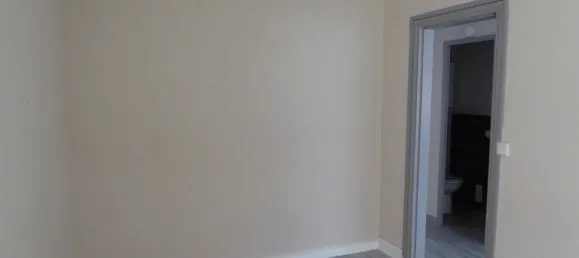 Apartamento de 2 dormitorios en Meaux, France No. 349297 9