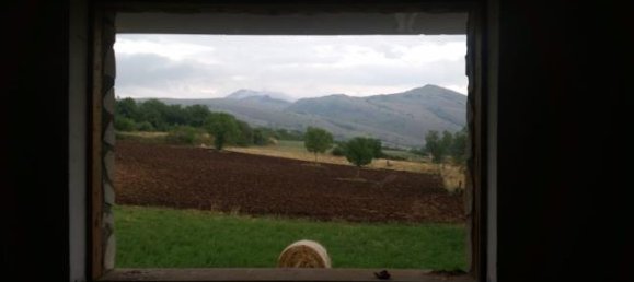 4 rooms Villa in Massa d'Albe, Italy No. 253479 2