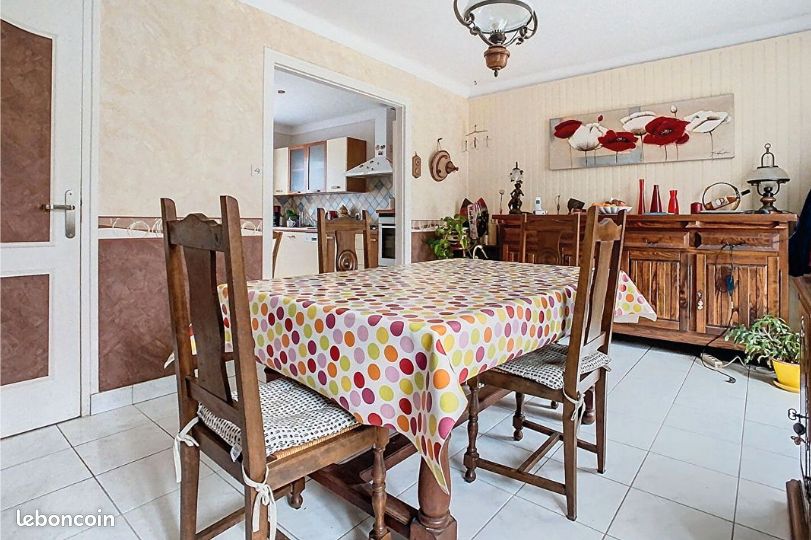 Дом с 3 спальнями в Дижон, Франция № 276063