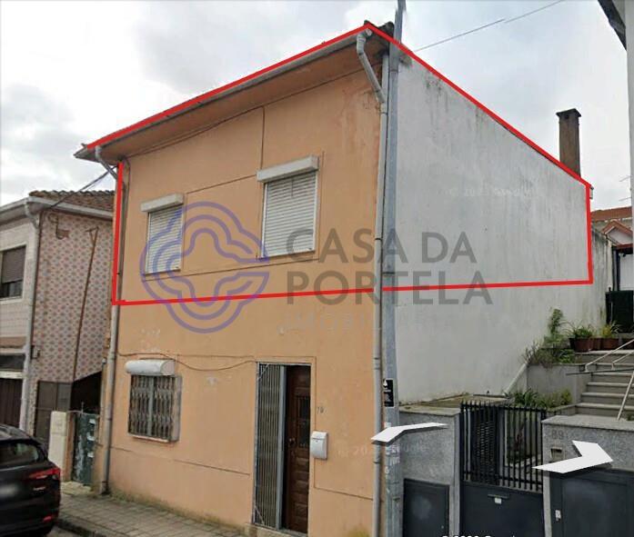 4 bedrooms House in Ermesinde, Portugal No. 211466