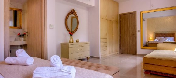 250m² Villa in Gazi, Greece No. 3601 18