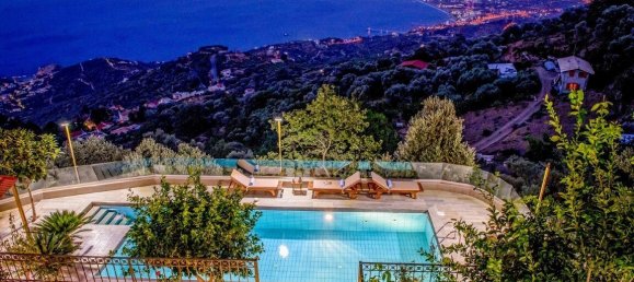 250m² Villa in Gazi, Greece No. 3601 4