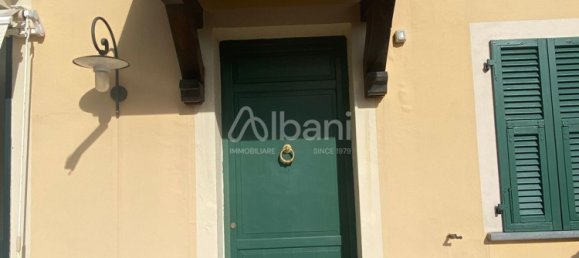 6 rooms House in Ameglia, Italy No. 42433 5