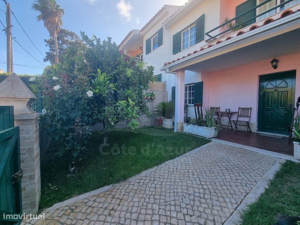 3 bedrooms House in Sesimbra, Portugal No. 298810