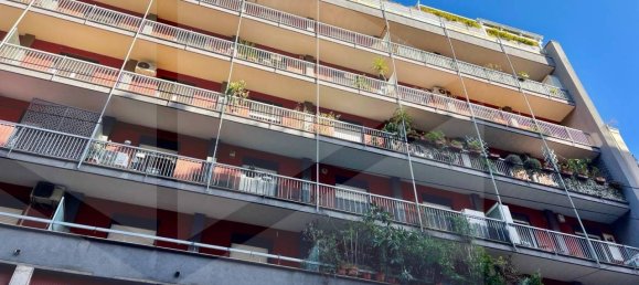 4-salle Appartement à Bari, Italy No. 31167 4