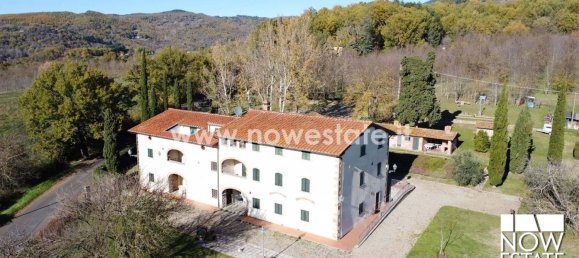 Villa de 17 dormitorios en Poppi, Italy No. 52105 5