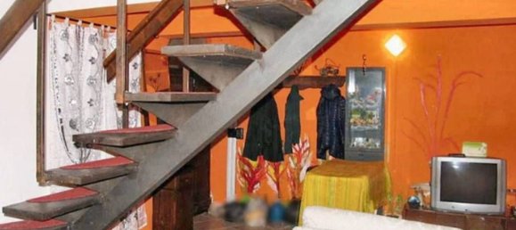 3 bedrooms Apartment in Fabriano, Italy No. 374747 6