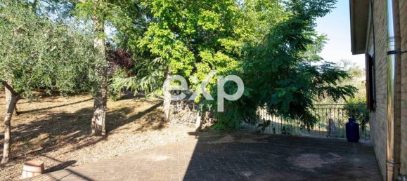 3 bedrooms House in Ancona, Italy No. 263535 9