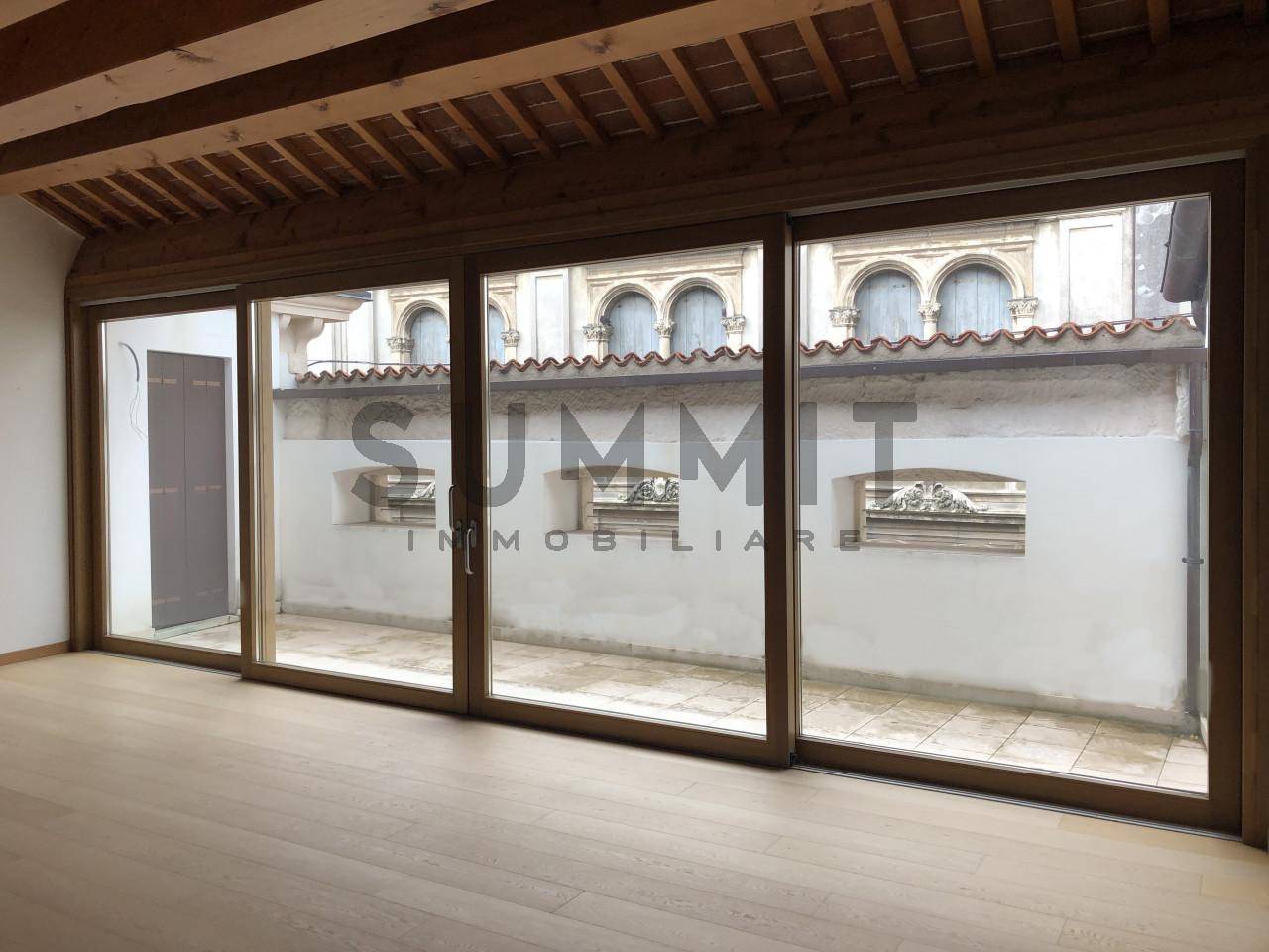 3 غرف نوم منزل ذو طابقين في Schio, Italy رقم 145292