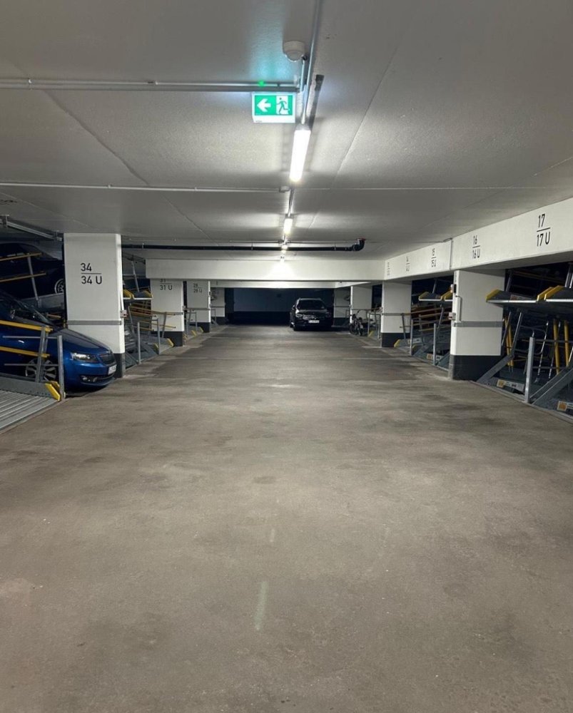  Parking in Stuttgart, Germany No. 346609