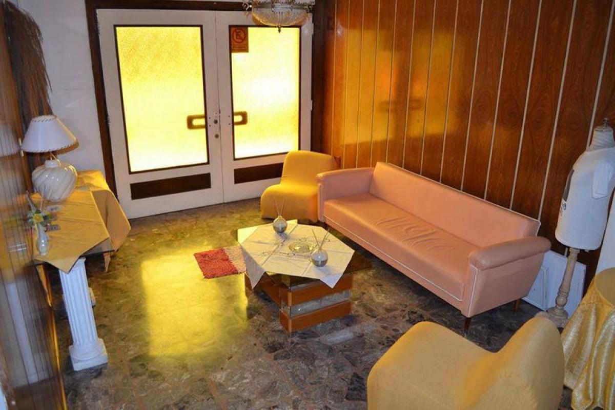 6 bedrooms House in Buenos Aires, Argentina No. 80652