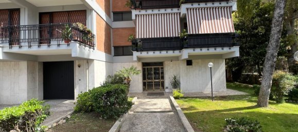 Apartamento de 6 habitaciónes en Rome, Italy No. 195529 27