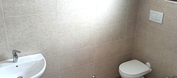 4 Schlafzimmer Wohnung in Aradeo, Italy, Nr. 343039 7