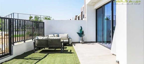 3 bedrooms Villa in Mina Al Arab, UAE No. 34862 5