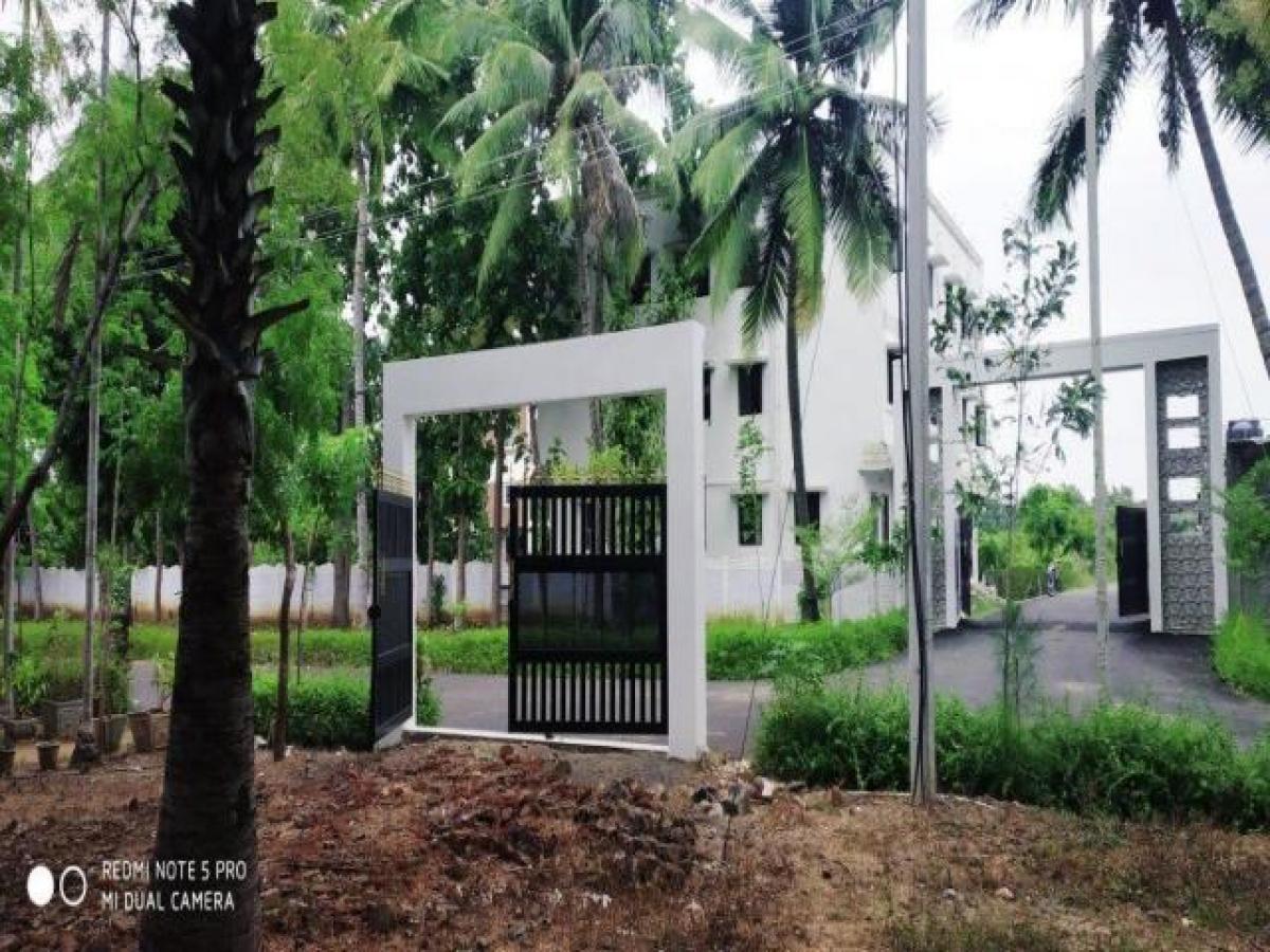 2 bedrooms House in Chennai, India No. 23657