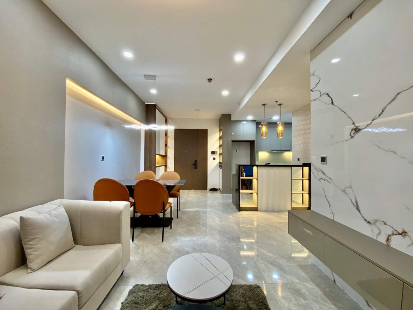 Apartamento de 2 dormitorios en District 7, Vietnam No. 10241
