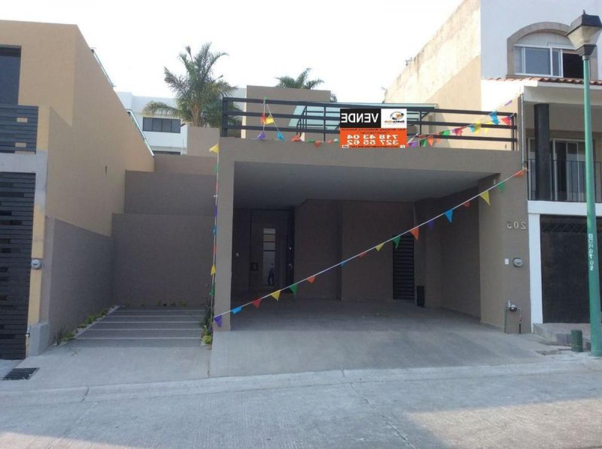 3 bedrooms House in Guanajuato, Mexico No. 173909