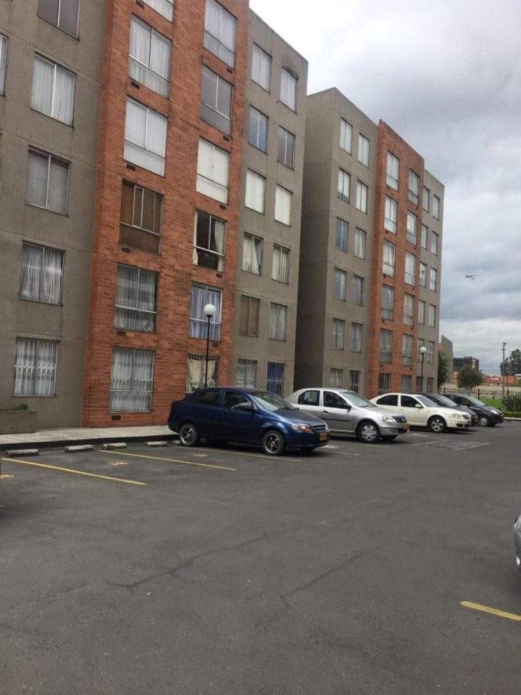 3 Schlafzimmer Haus in Bogota, Colombia, Nr. 14564