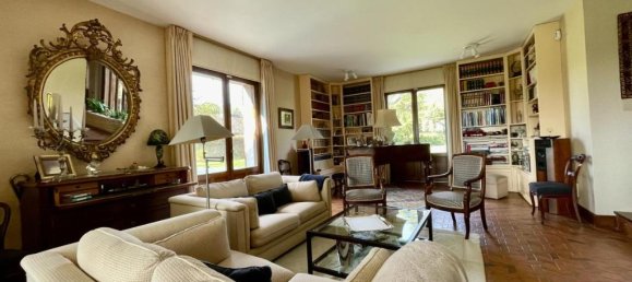 6 bedrooms Villa in Calvados, France No. 335838 18