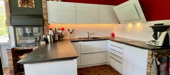 6 bedrooms Villa in Calvados, France No. 335838 7