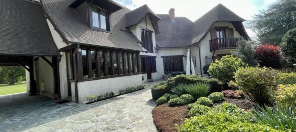 6 bedrooms Villa in Calvados, France No. 335838 2