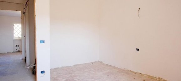 6 rooms House in Castelnuovo di Porto, Italy No. 68979 7