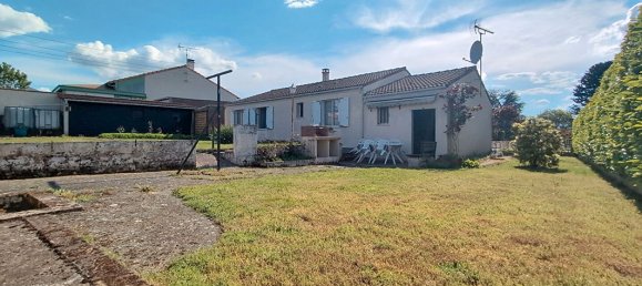 Дом с 3 спальнями в Мен и Луара, Франция № 342054 11