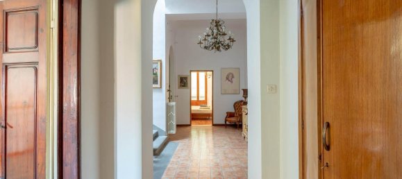Casa de 8 habitaciónes en Florence, Italy No. 26230 25