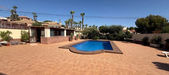 7 chambres Villa à Torrevieja, Spain No. 184796 2