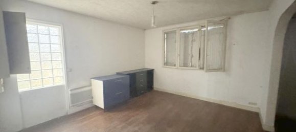 2 Schlafzimmer Haus in Le Blanc-Mesnil, France, Nr. 311201 2