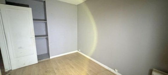 2 Schlafzimmer Haus in Le Blanc-Mesnil, France, Nr. 311201 4