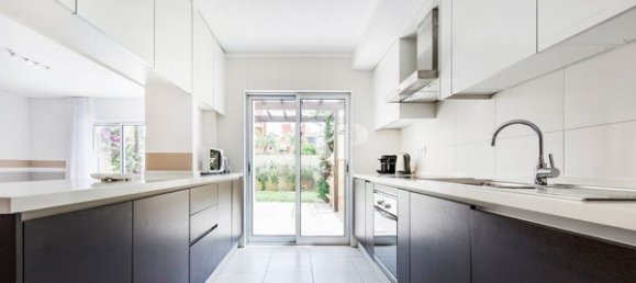 3 bedrooms House in Quarteira, Portugal No. 100866 5