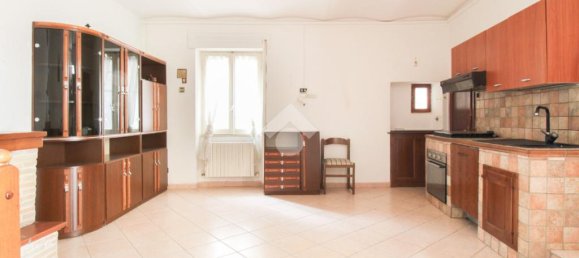 Дом с 2 спальнями в Лорето Апрутино, Италия № 320776 6