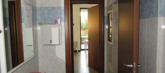 Propiedad comercial de 5 habitaciónes en Besana in Brianza, Italy No. 351350 8