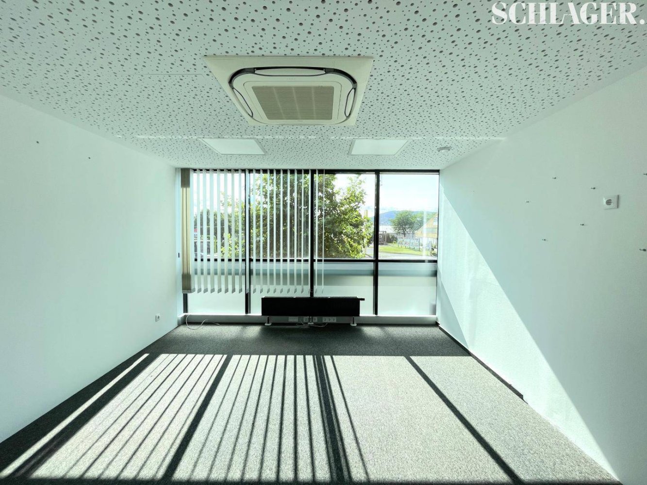 Büro in Puntigam, Austria 264m², Nr. 140043