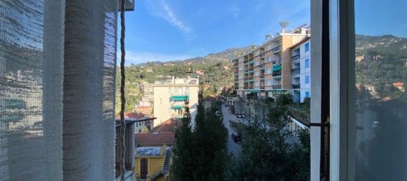 3غرفة شقة في Rapallo, Italy رقم 186079 28
