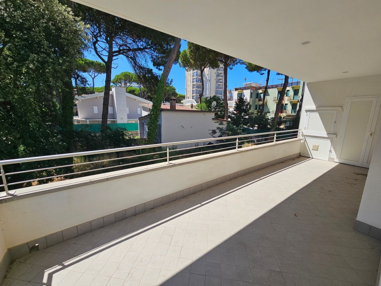 Apartamento de 3 habitaciónes en Comacchio, Italy No. 268684