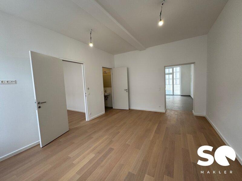 Квартира с 2 комнатами в Оттакринг, Австрия № 214035