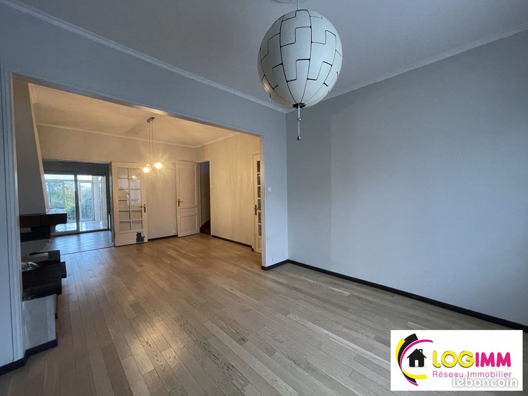 3 bedrooms House in Valenciennes, France No. 262932