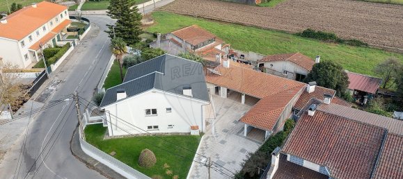 3 bedrooms House in Aveiro, Portugal No. 23308 43