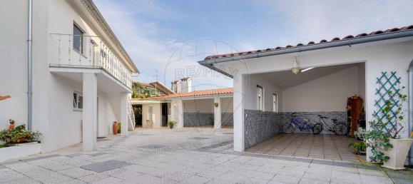 3 bedrooms House in Aveiro, Portugal No. 23308 11