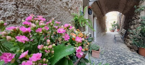 Apartamento de 2 dormitorios en Carbognano, Italy No. 331846 4