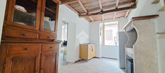 Apartamento de 2 dormitorios en Carbognano, Italy No. 331846 8