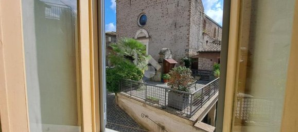 Apartamento de 2 dormitorios en Carbognano, Italy No. 331846 36