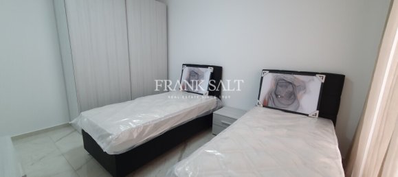 Apartamento T3 em Swieqi, Malta N.º 7093 7