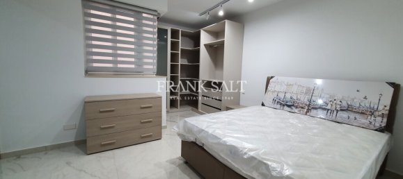 Apartamento T3 em Swieqi, Malta N.º 7093 5