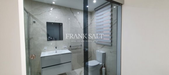 Apartamento T3 em Swieqi, Malta N.º 7093 6