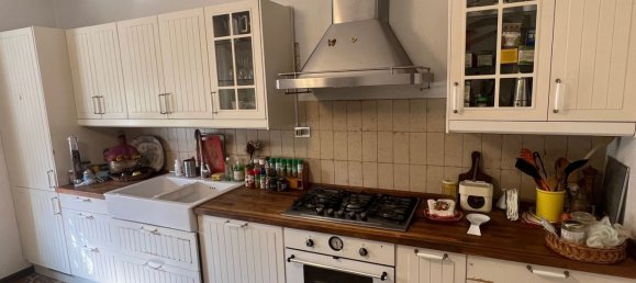 7 rooms House in Limena, Italy No. 304325 2