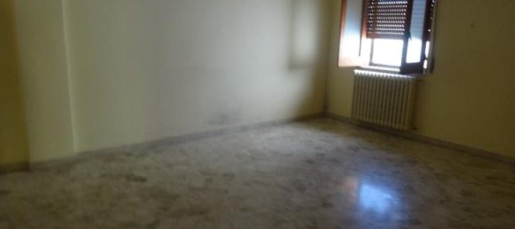 4 rooms Apartment in Turi, Italy No. 252879 4