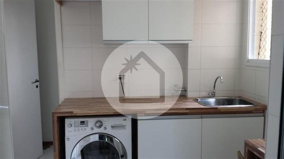 Apartamento de 4 dormitorios en Sao Paulo, Brazil No. 516510